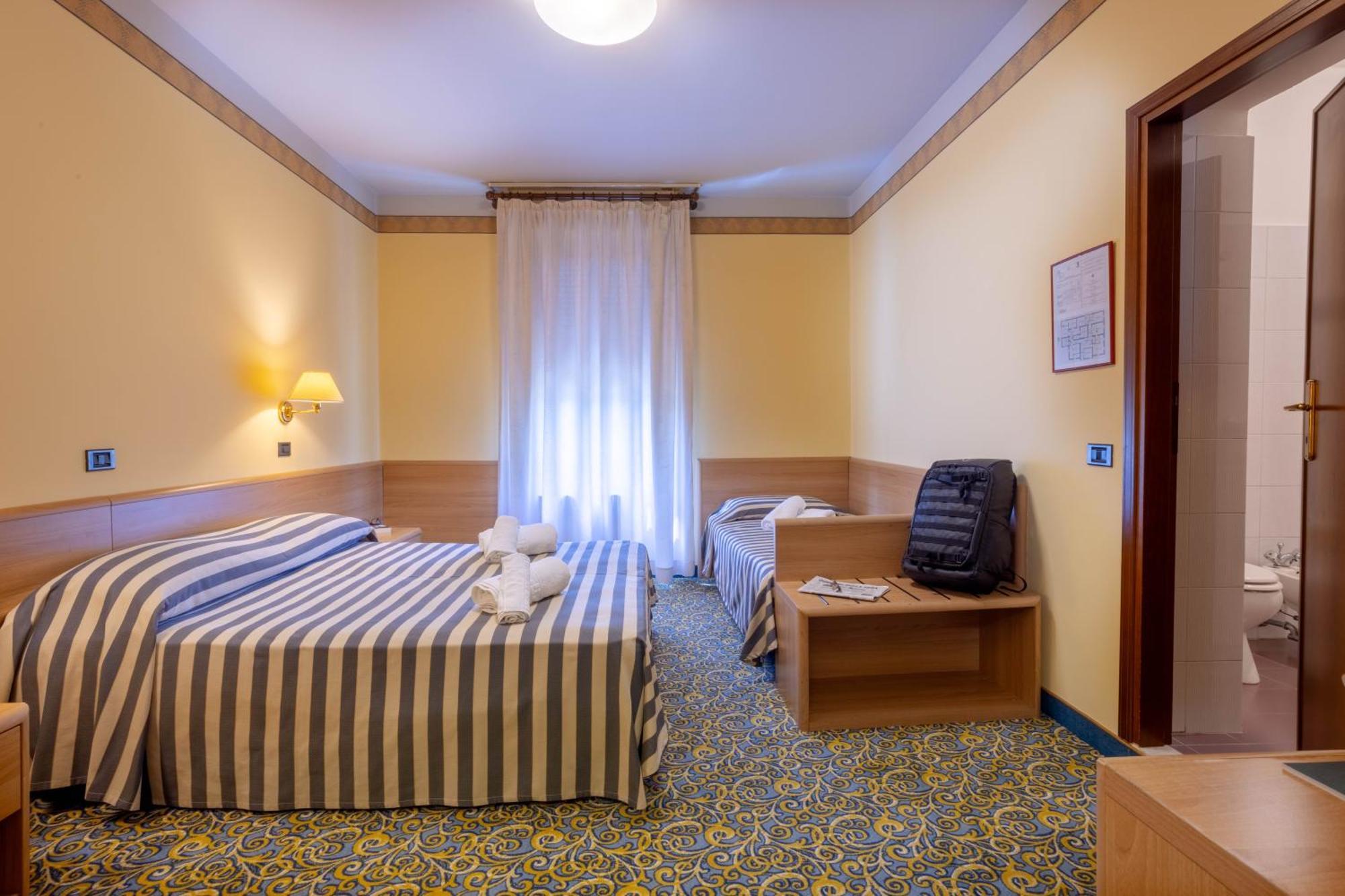 Hotel Giardinetto ديسينسانو ديل غاردا المظهر الخارجي الصورة