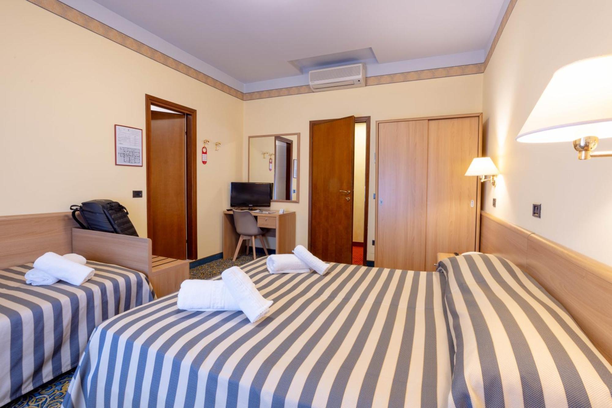 Hotel Giardinetto ديسينسانو ديل غاردا المظهر الخارجي الصورة